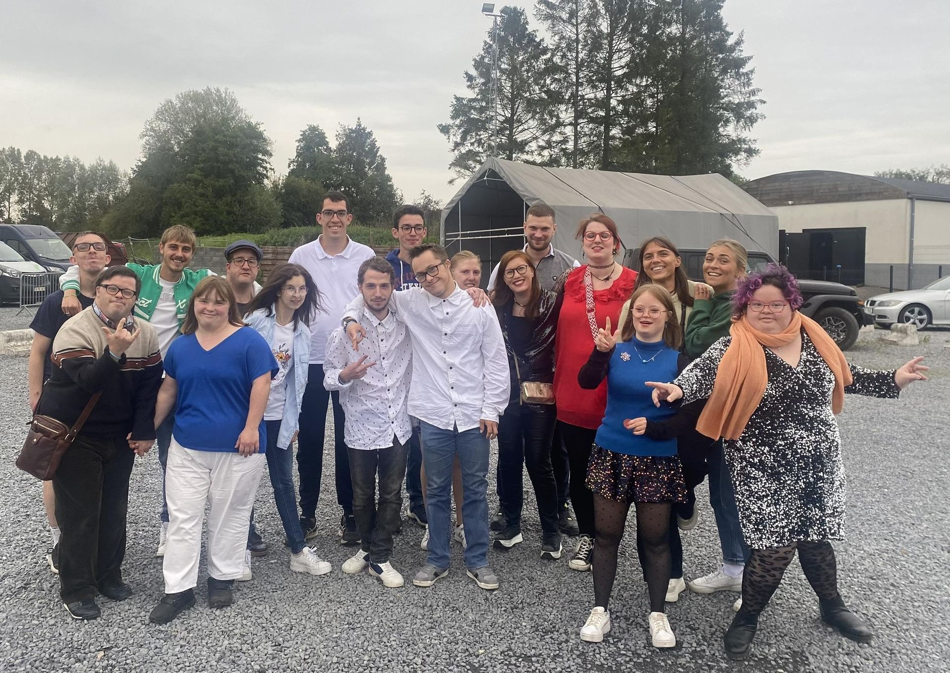 Jeunes de l’association Handélice - inclusion et autonomie pour personnes en situation de handicap à Valenciennes