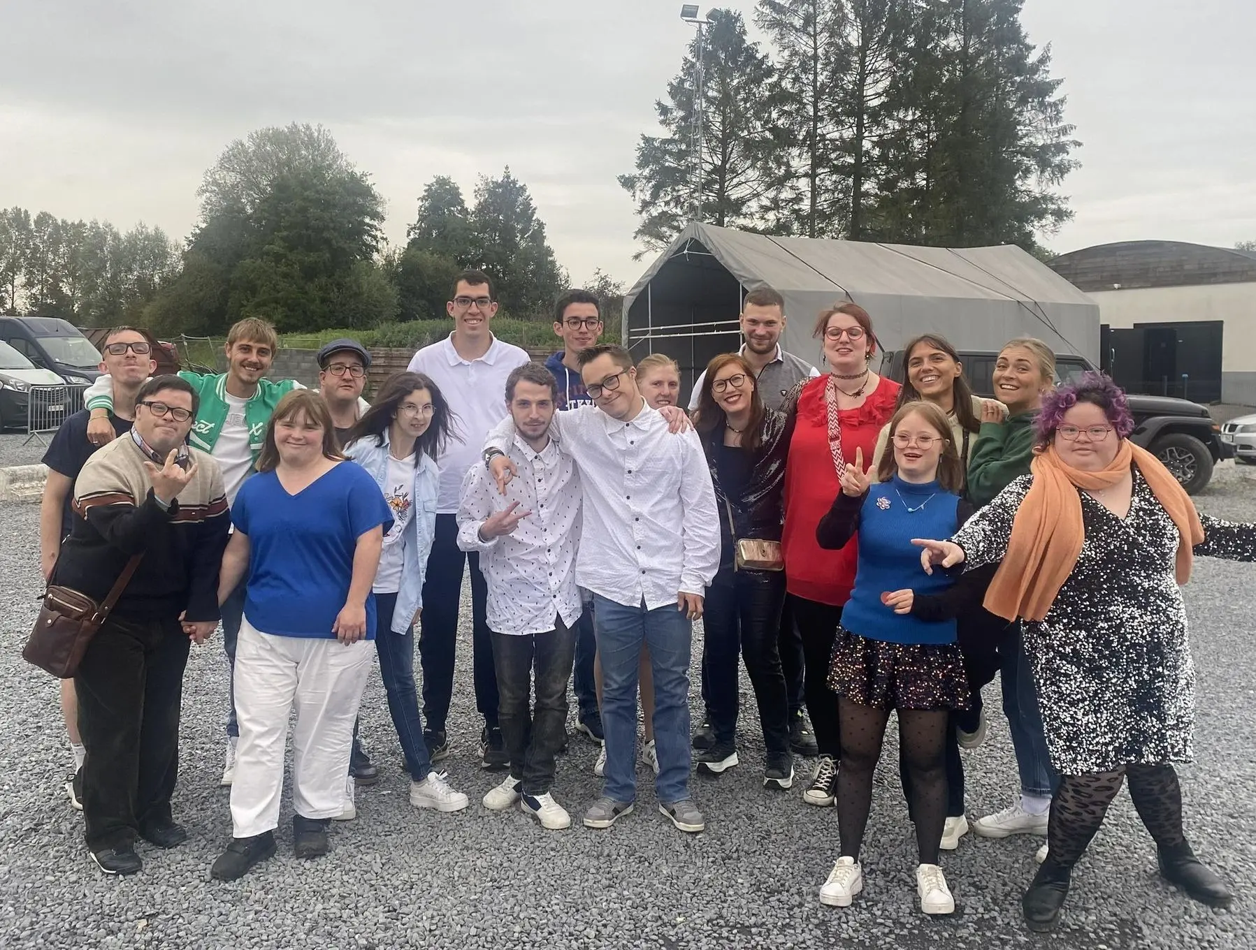 Jeunes de l’association Handélice - inclusion et autonomie pour personnes en situation de handicap à Valenciennes
